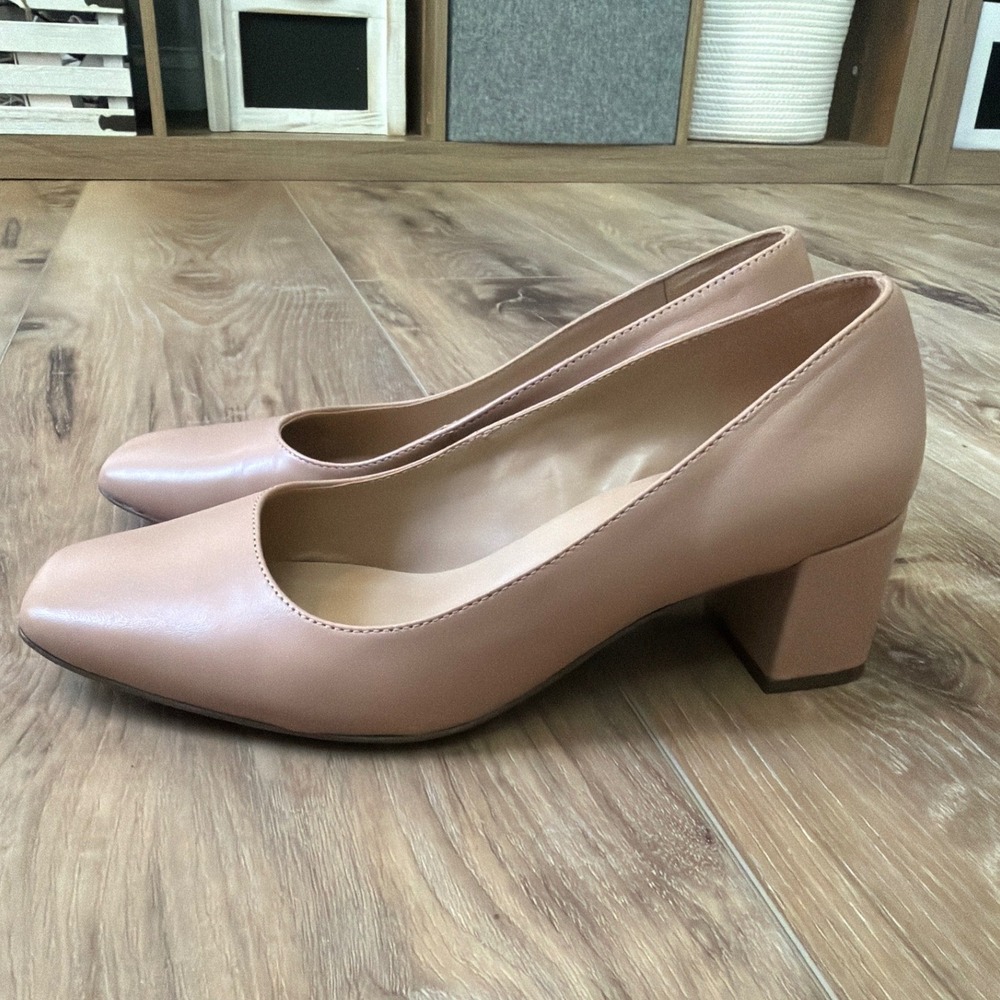 Naturalizer Karina Leather Pumps 9.5W Nude Square Toe Block Heel Office Comfort